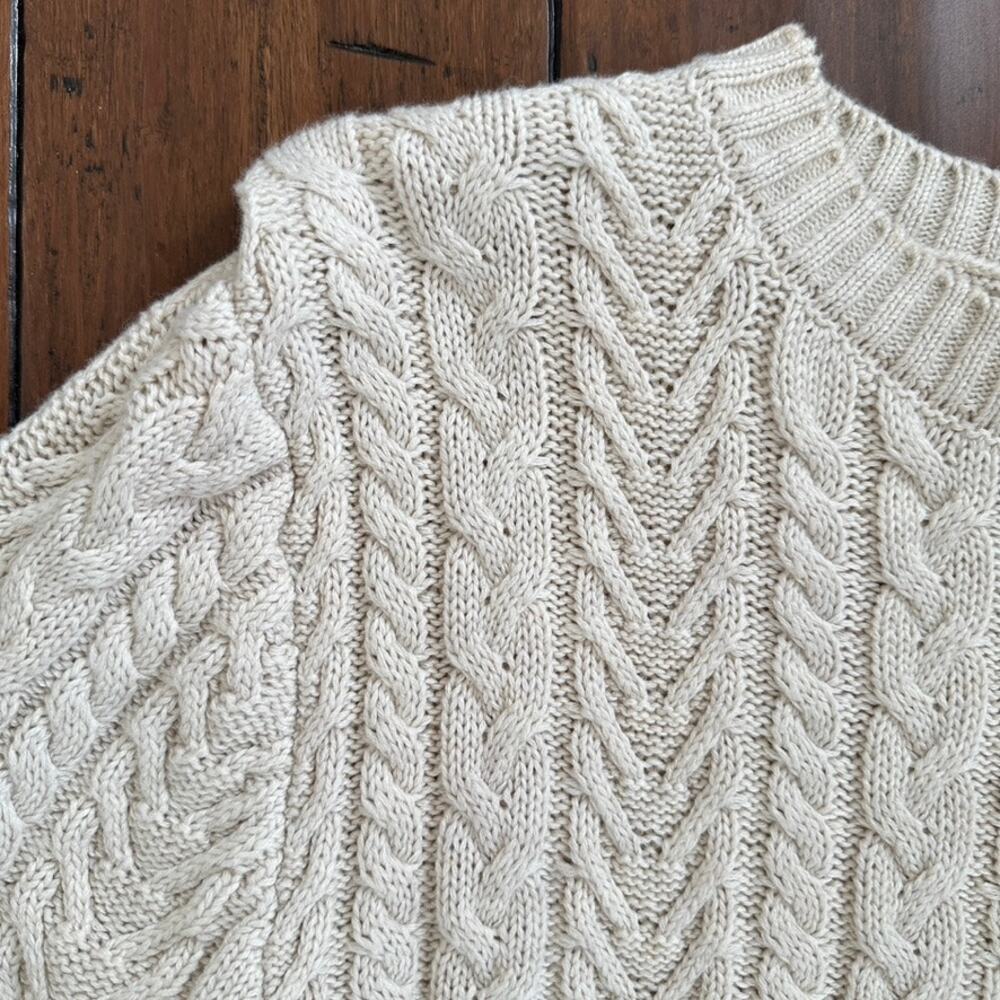 Evereve Sweater Womens XS Cable Knit Alexis Strong Shoulder Pullover Ivory - Picture 6 of 12